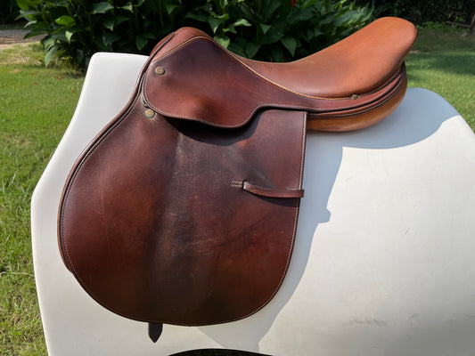 Crosby Close Contact Saddle