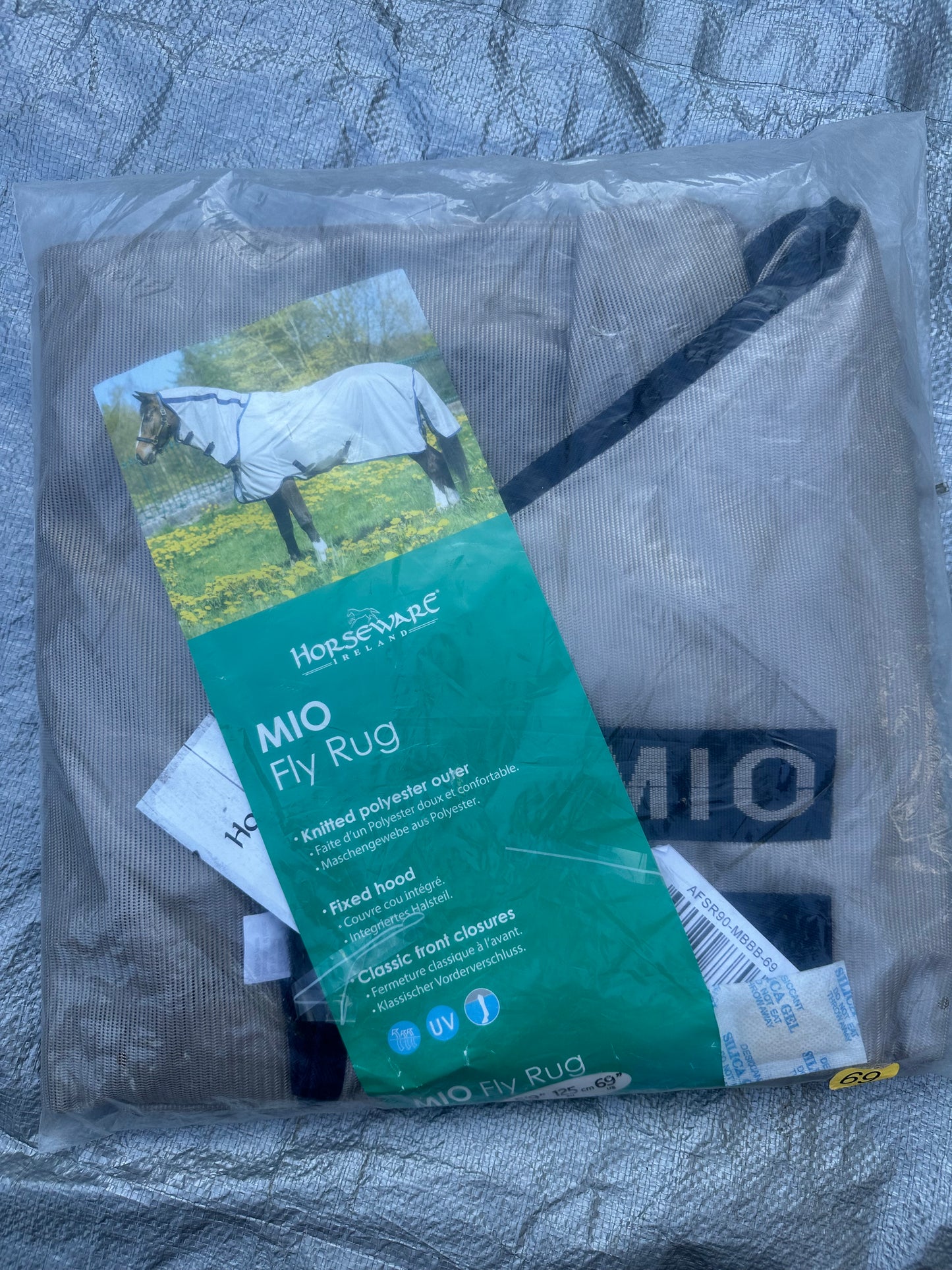 MIO Fly Rug - 69”