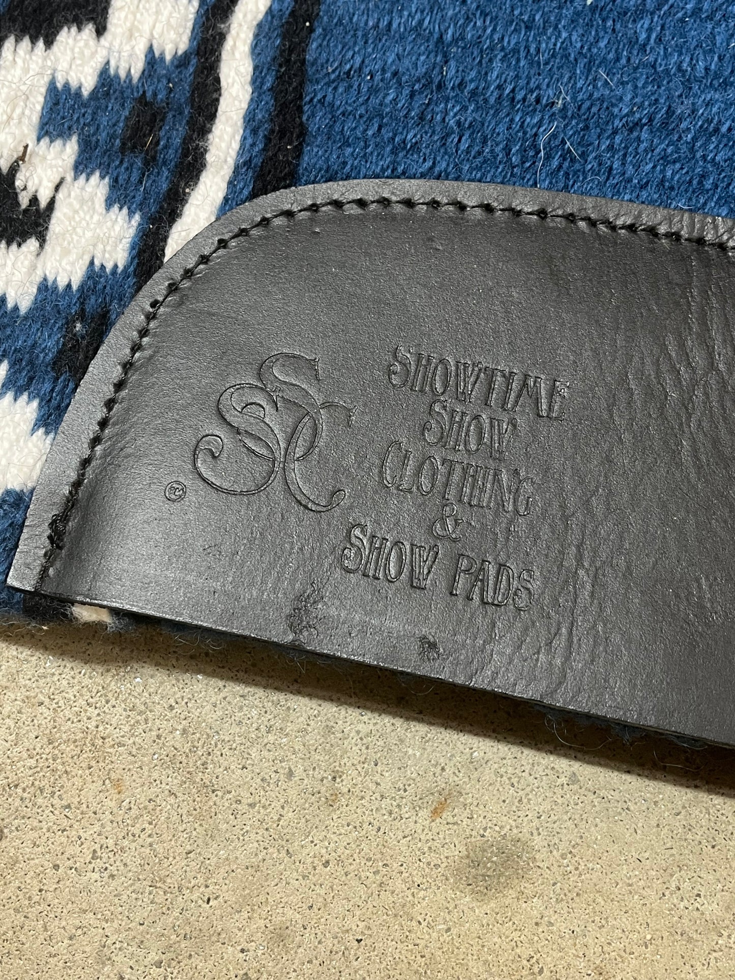 Showtime Show Clothing & Show Pads Blanket