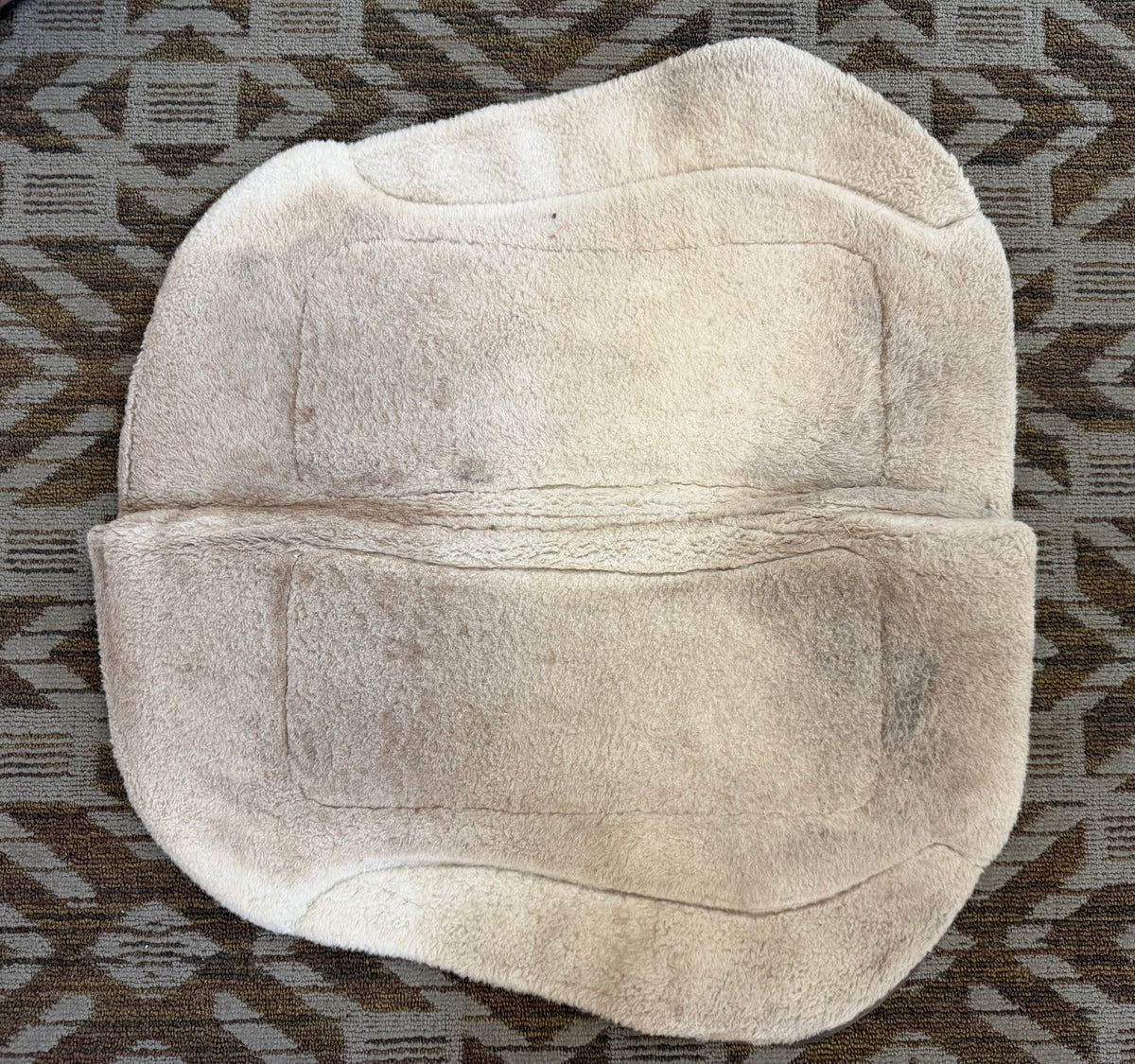 Weaver Round Skirt Pad