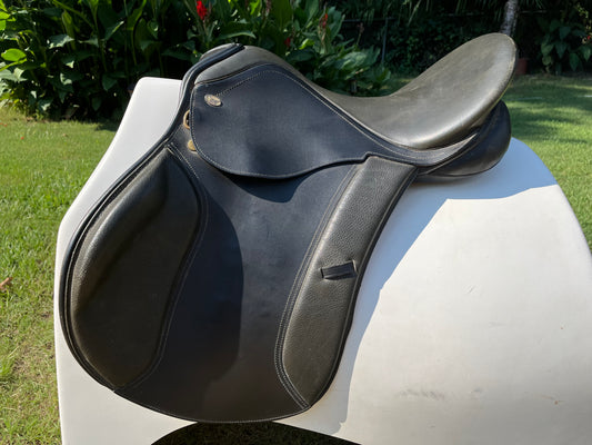 Supreme Jump Saddle
