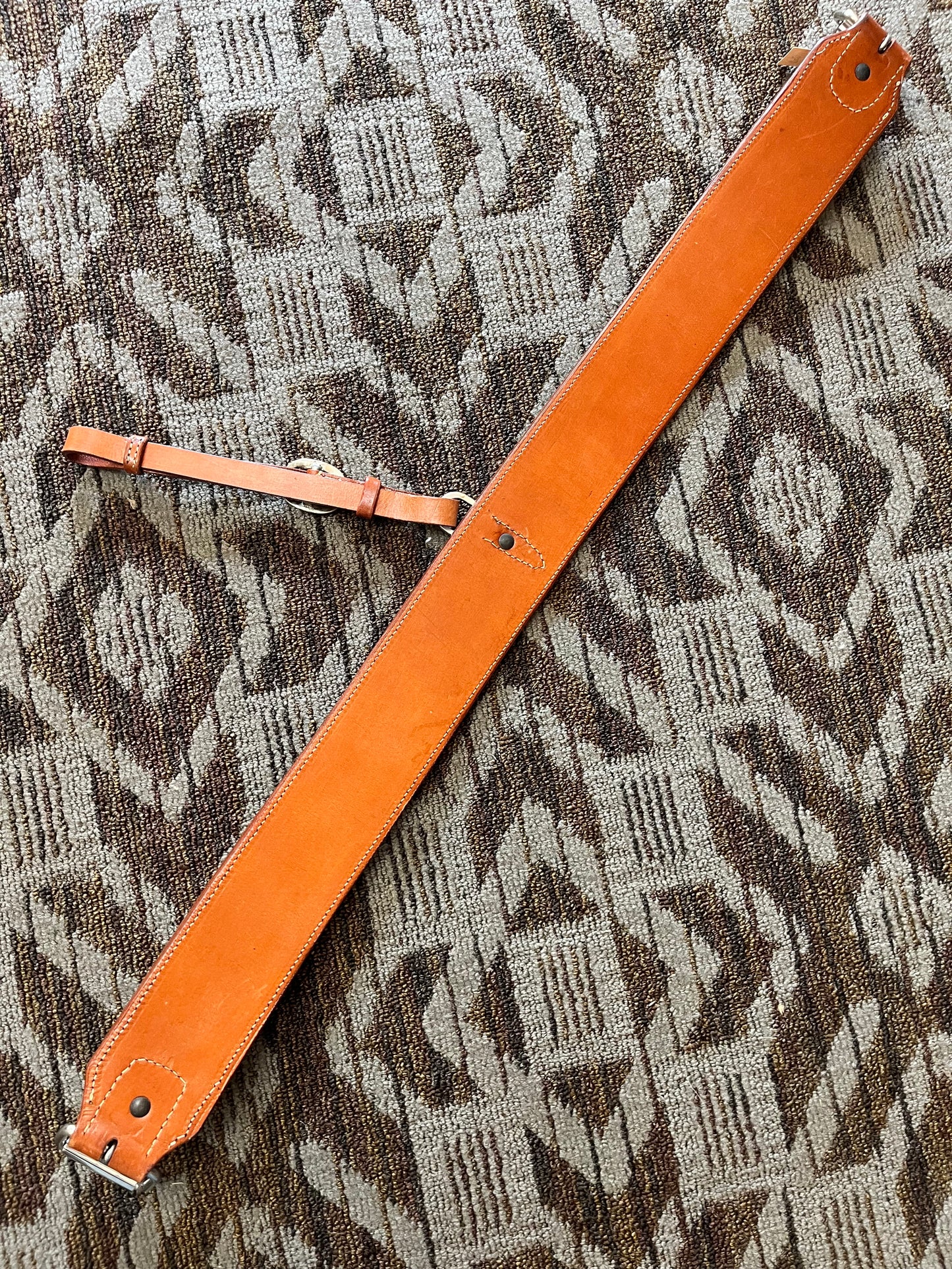 Plain Leather Back Cinch