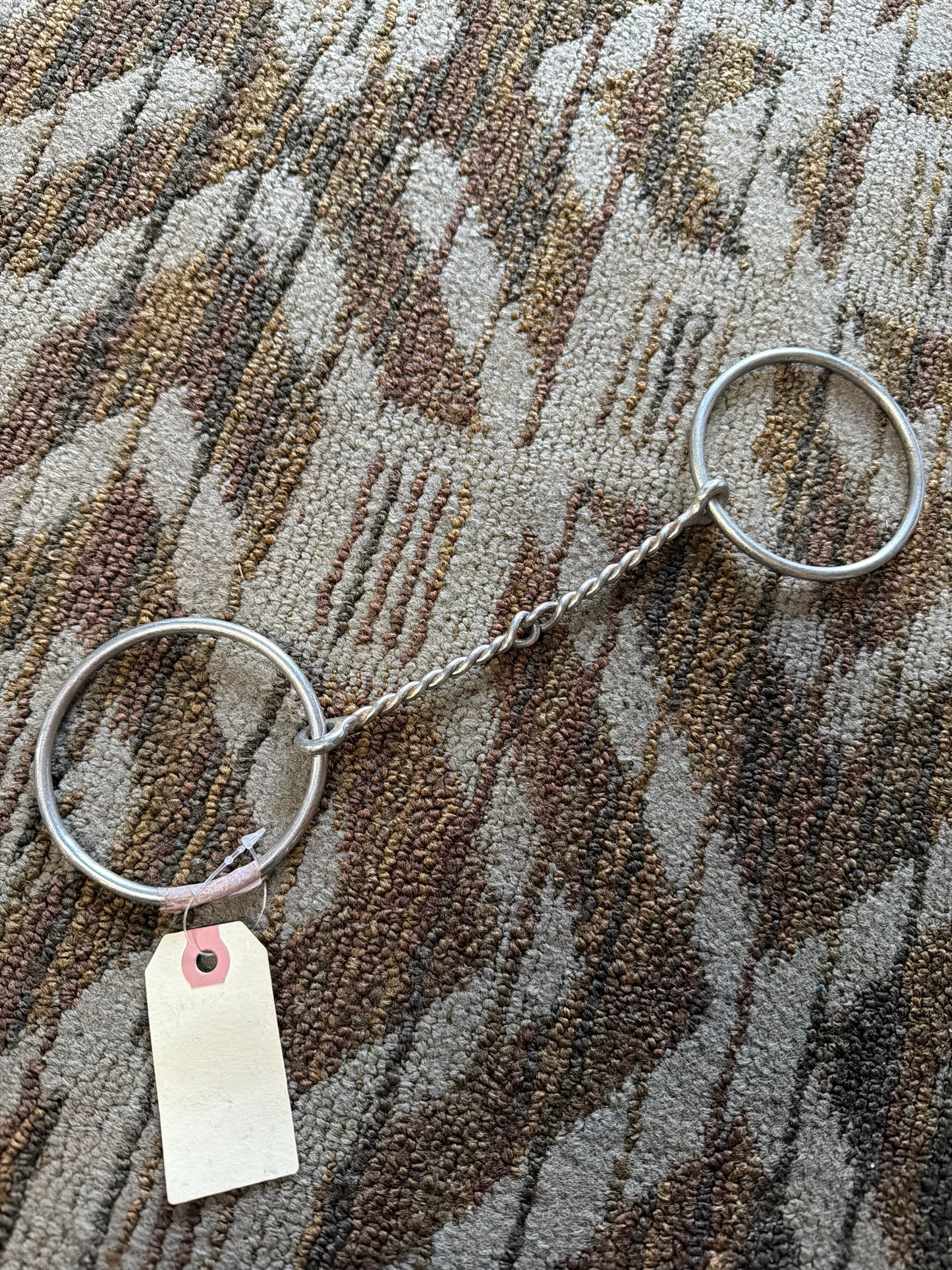 Twisted Loose Ring - 5.5”
