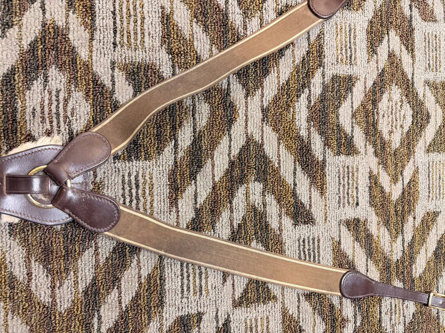 Kingston Elastic Breastplate