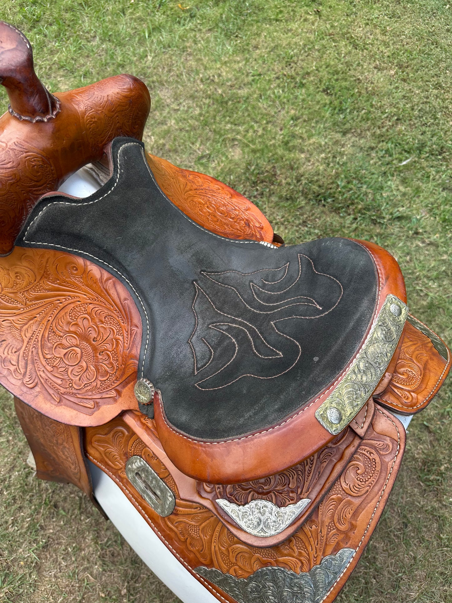 King Series Saddle