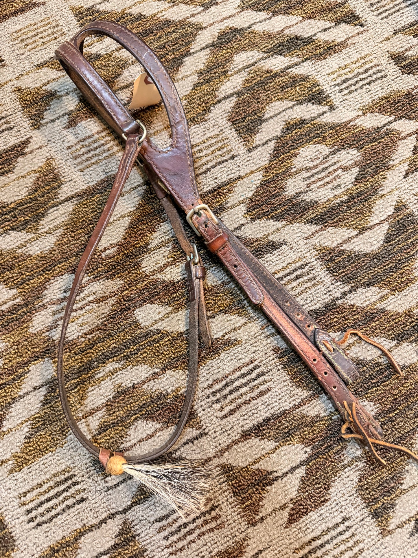 One Ear w/ Throatlatch