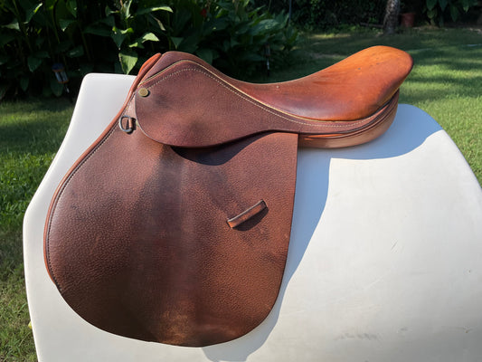 Borelli Close Contact Saddle