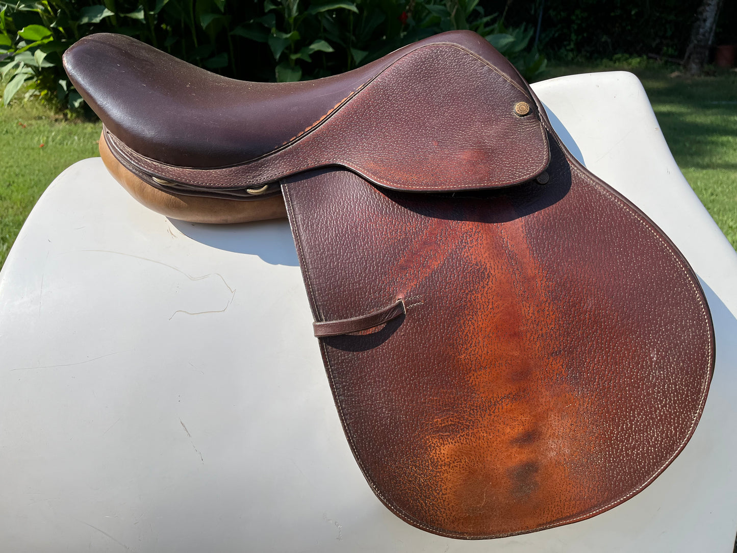 Lancers Close Contact Saddle