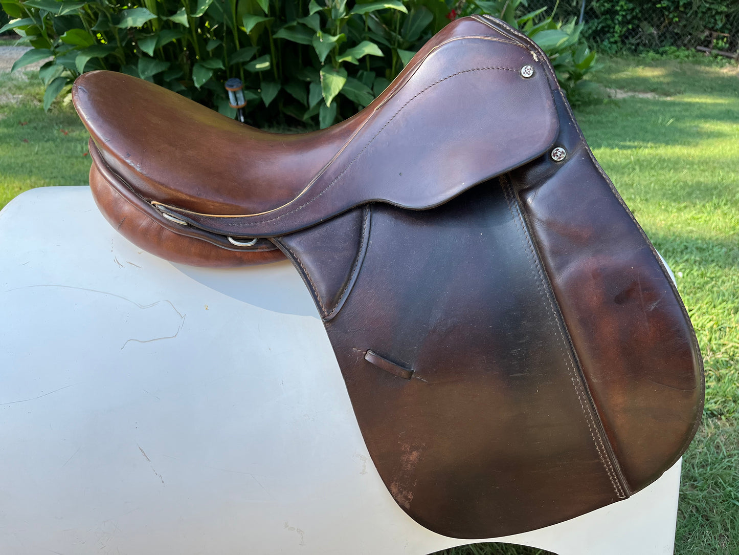 Courbette Korporal Dressage Saddle