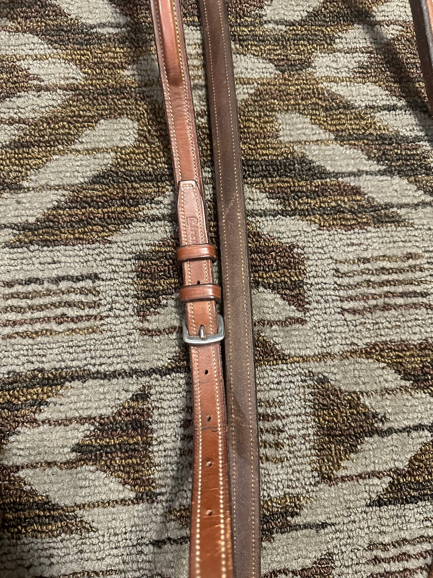 Circuit Standing Martingale
