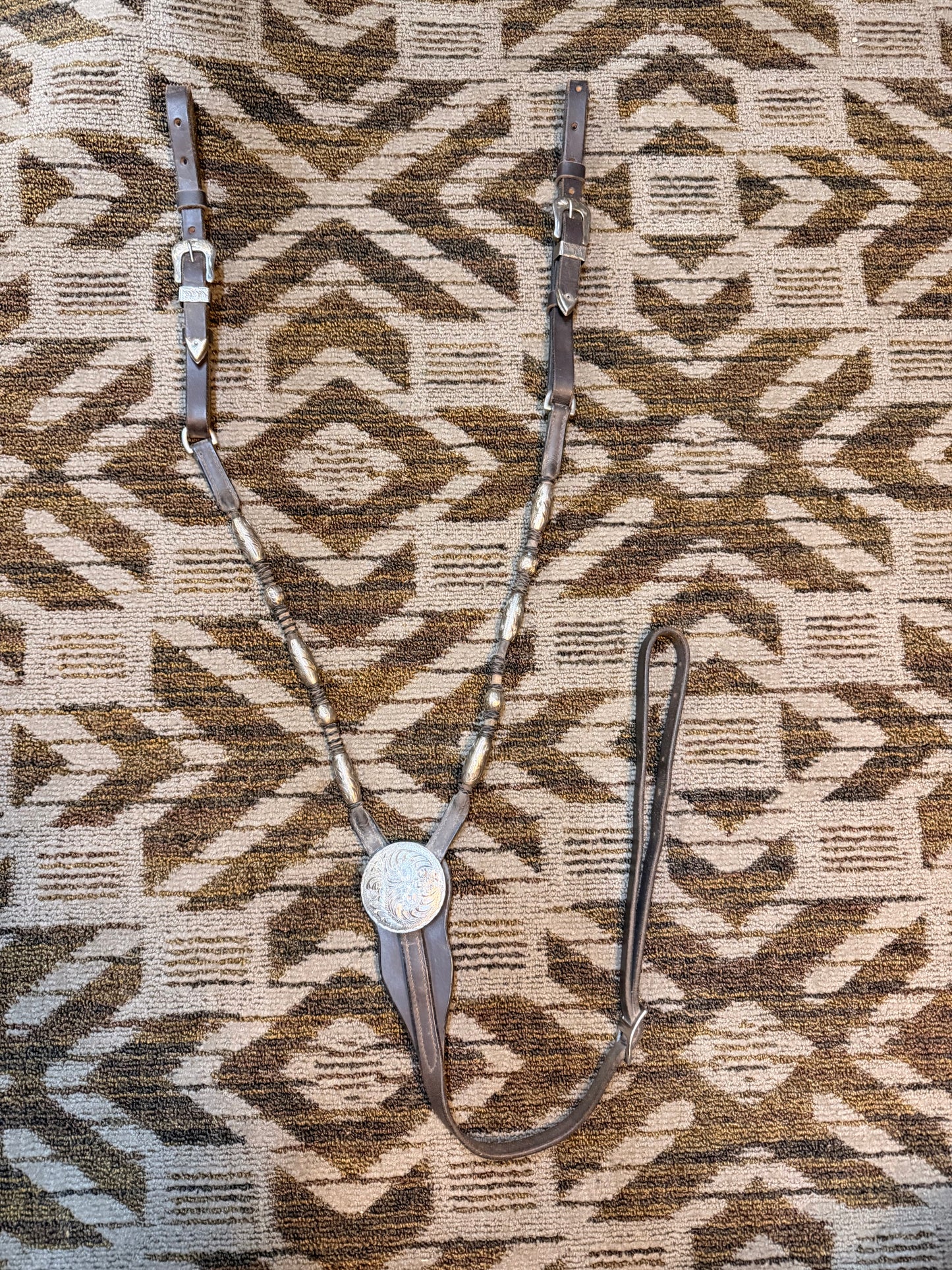 Silver Show Breastcollar