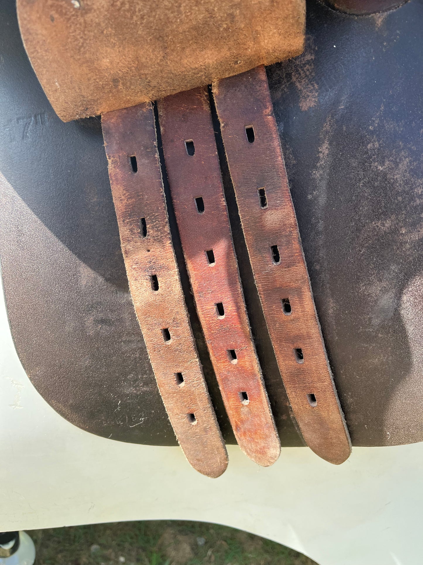 HDR Advantage Close Contact Saddle