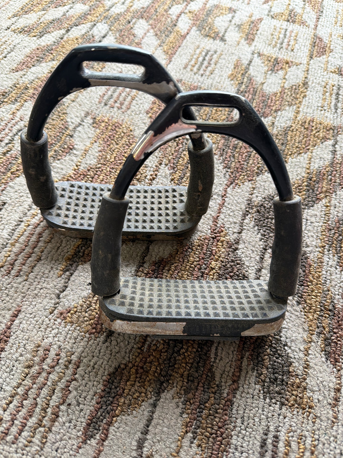 Black Jointed Stirrups