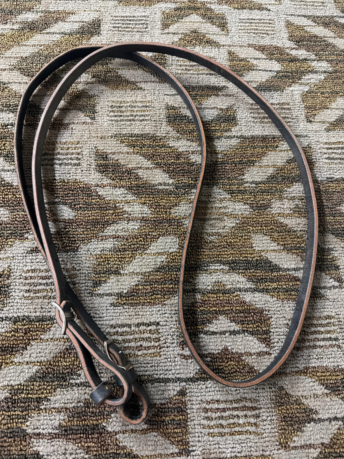 Black Loop Reins