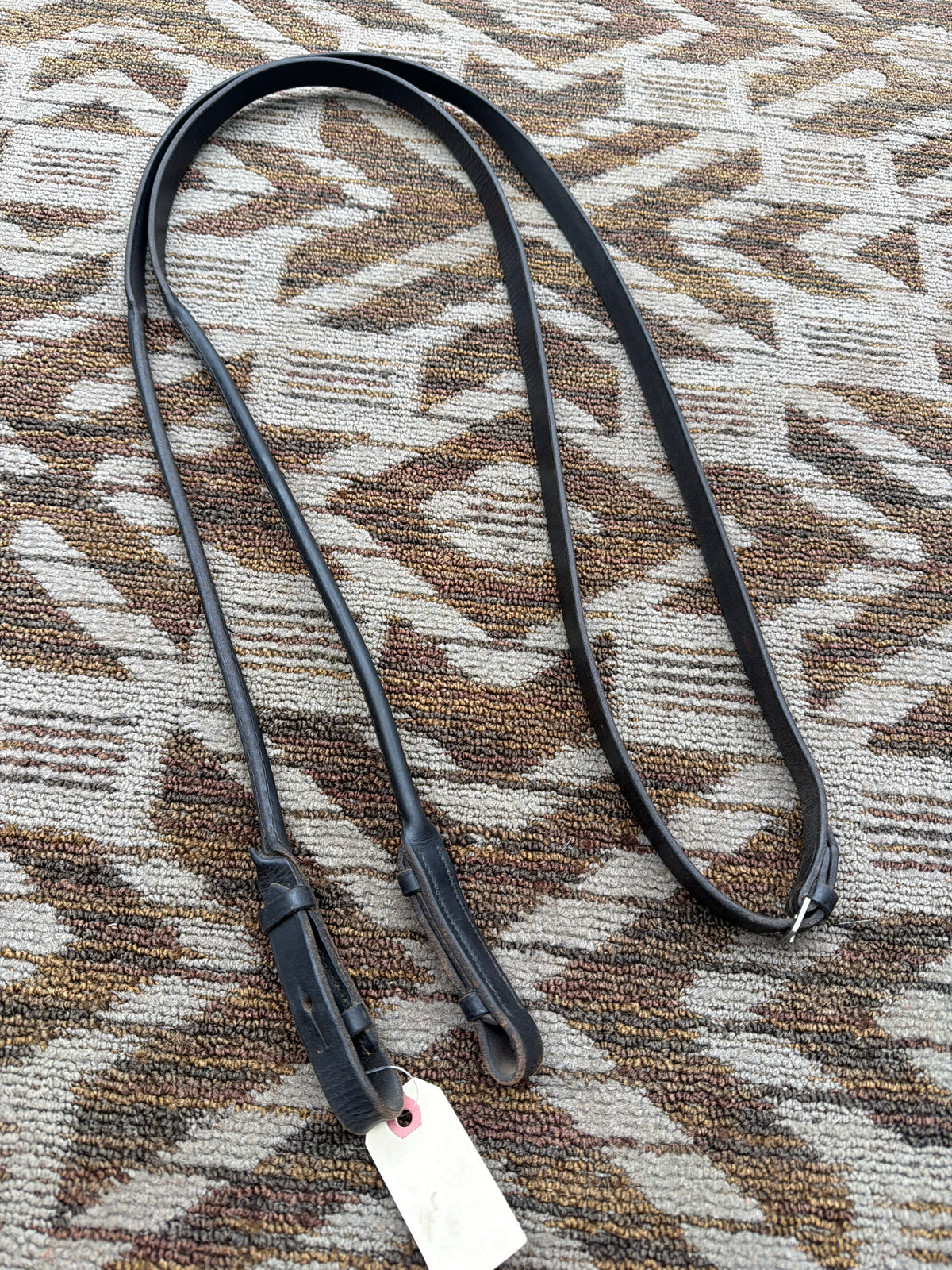 Black Rolled Flat Reins