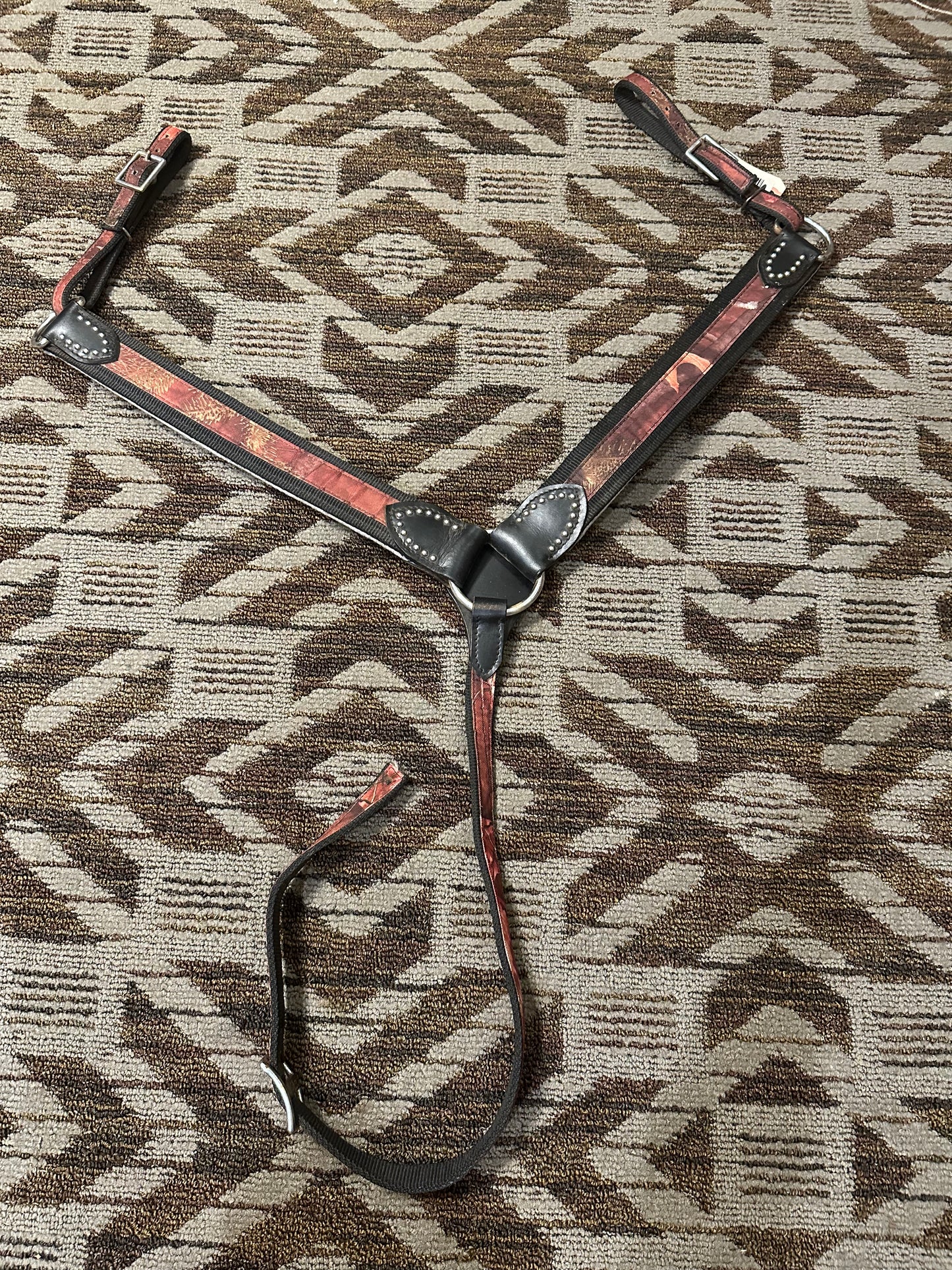 Camouflage Nylon Breastcollar