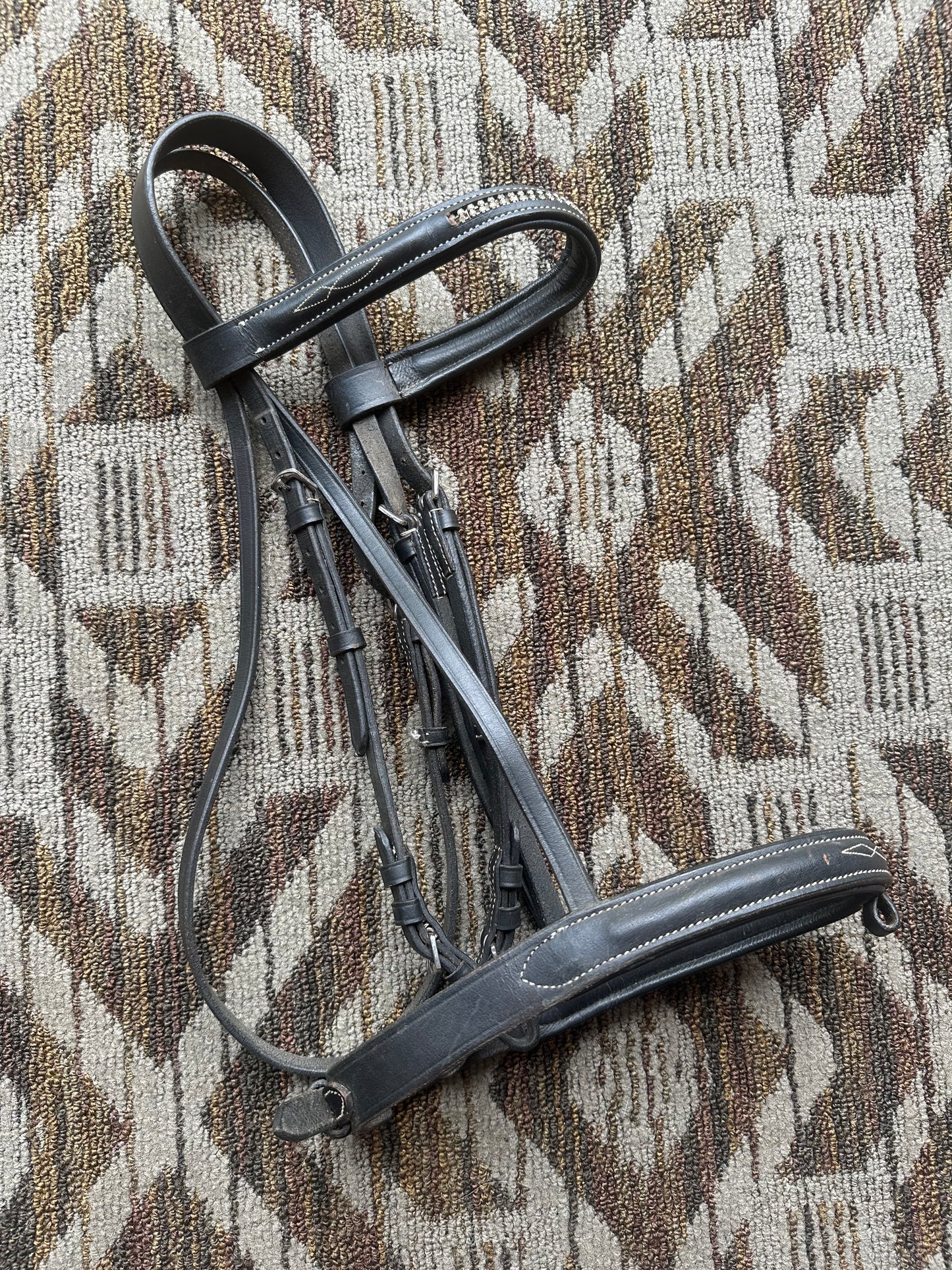 Black Stitched Blingy Bridle