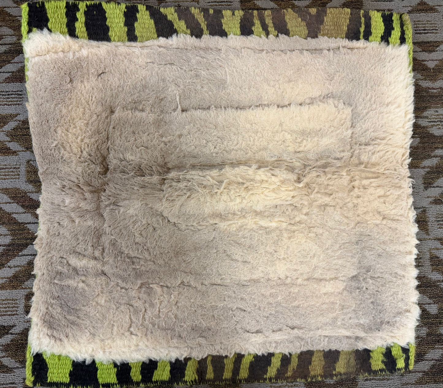 Showman Green Zebra Fleece Pad