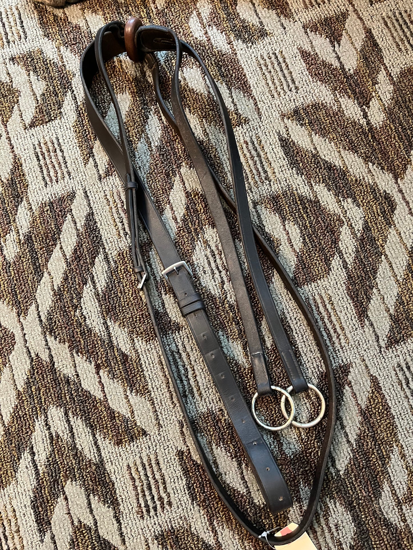 Flat Standing Martingale