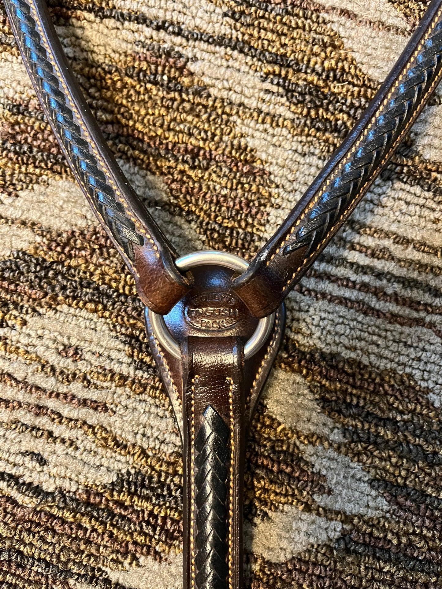 Bobby’s English Tack Three Point Breastcollar