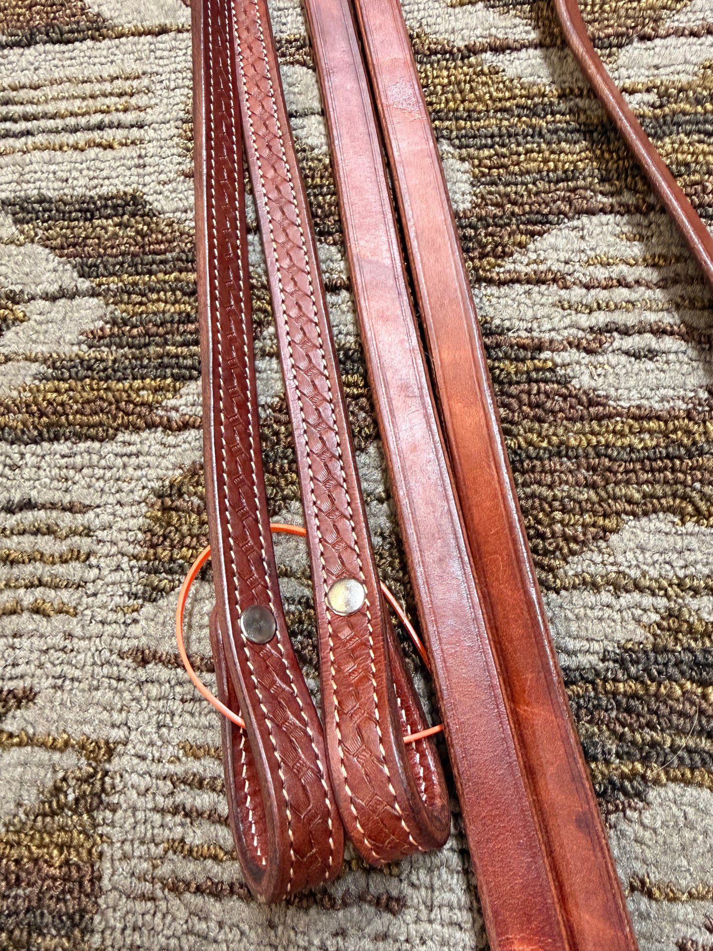 Tooled Medium Oil Split Reins
