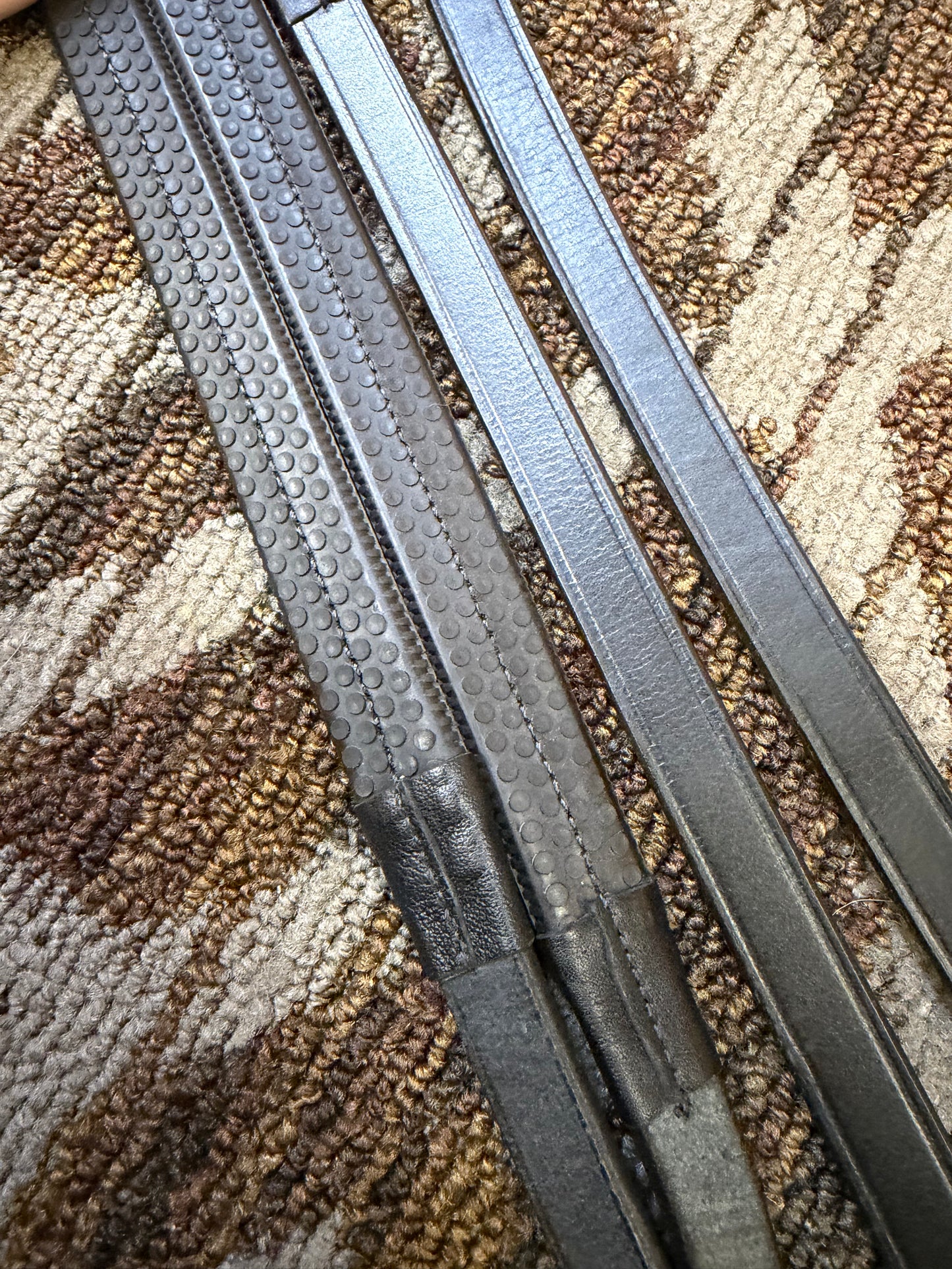 Black Rubber Reins
