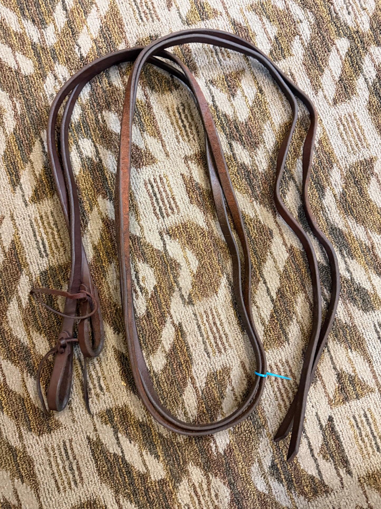 Dark Oil Split Reins
