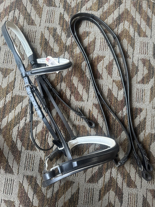 New Red Barn Padded Dressage Bridle w/ Matching Reins