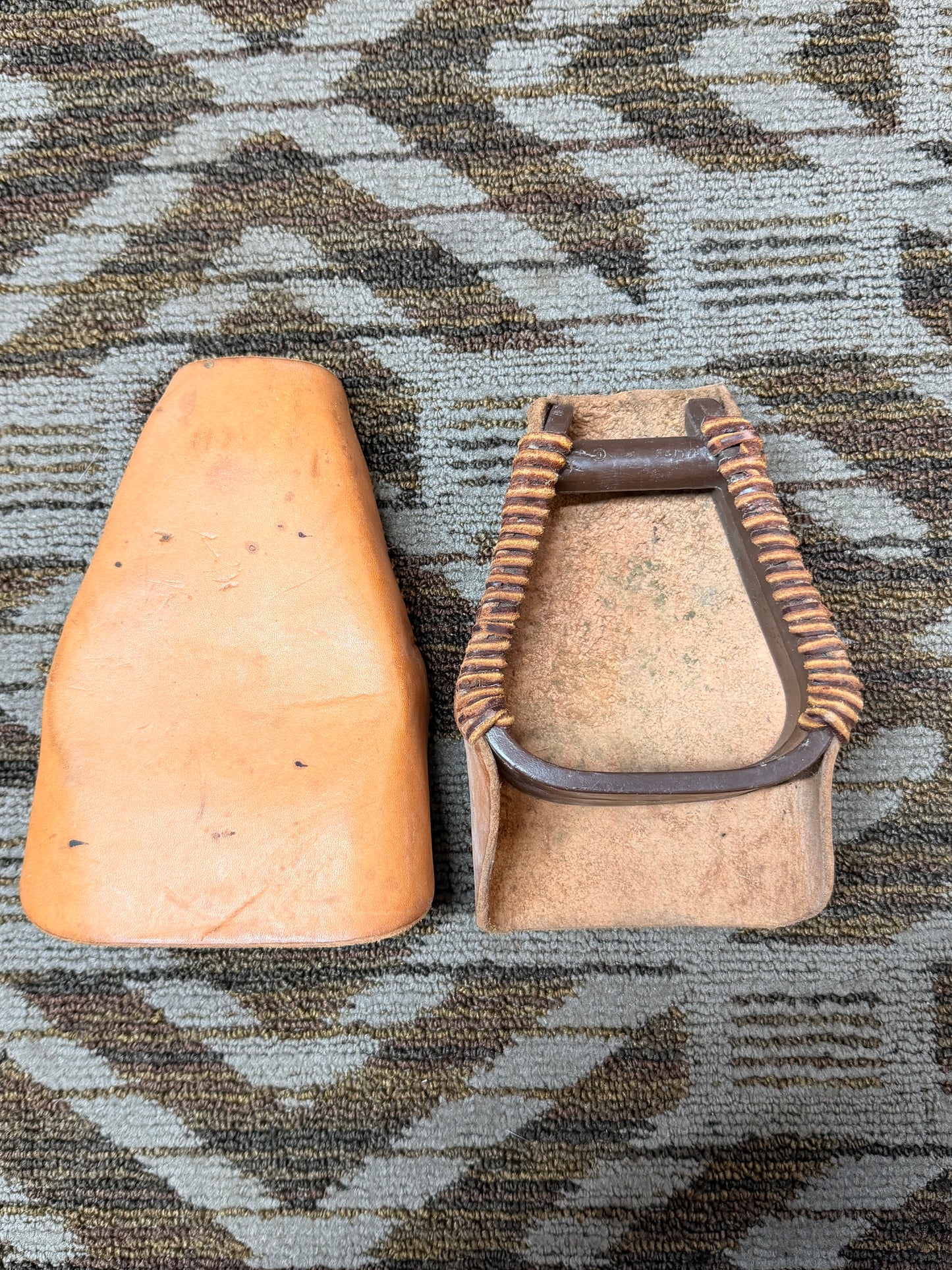 Covered Youth Western Stirrups