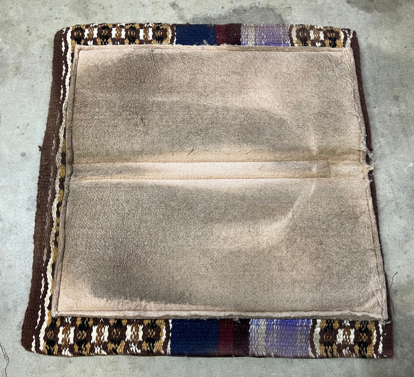 Showman Wool Top Pad