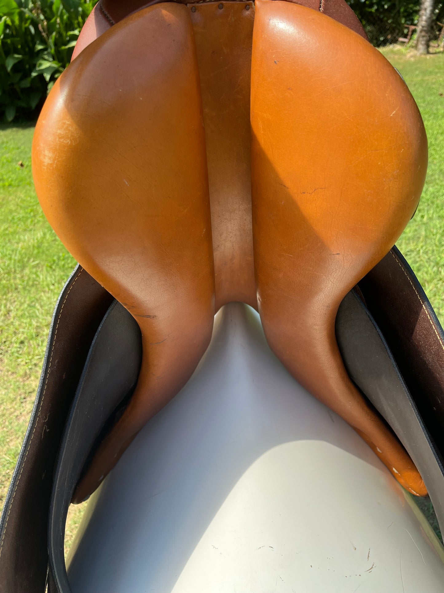 HDR Advantage Close Contact Saddle
