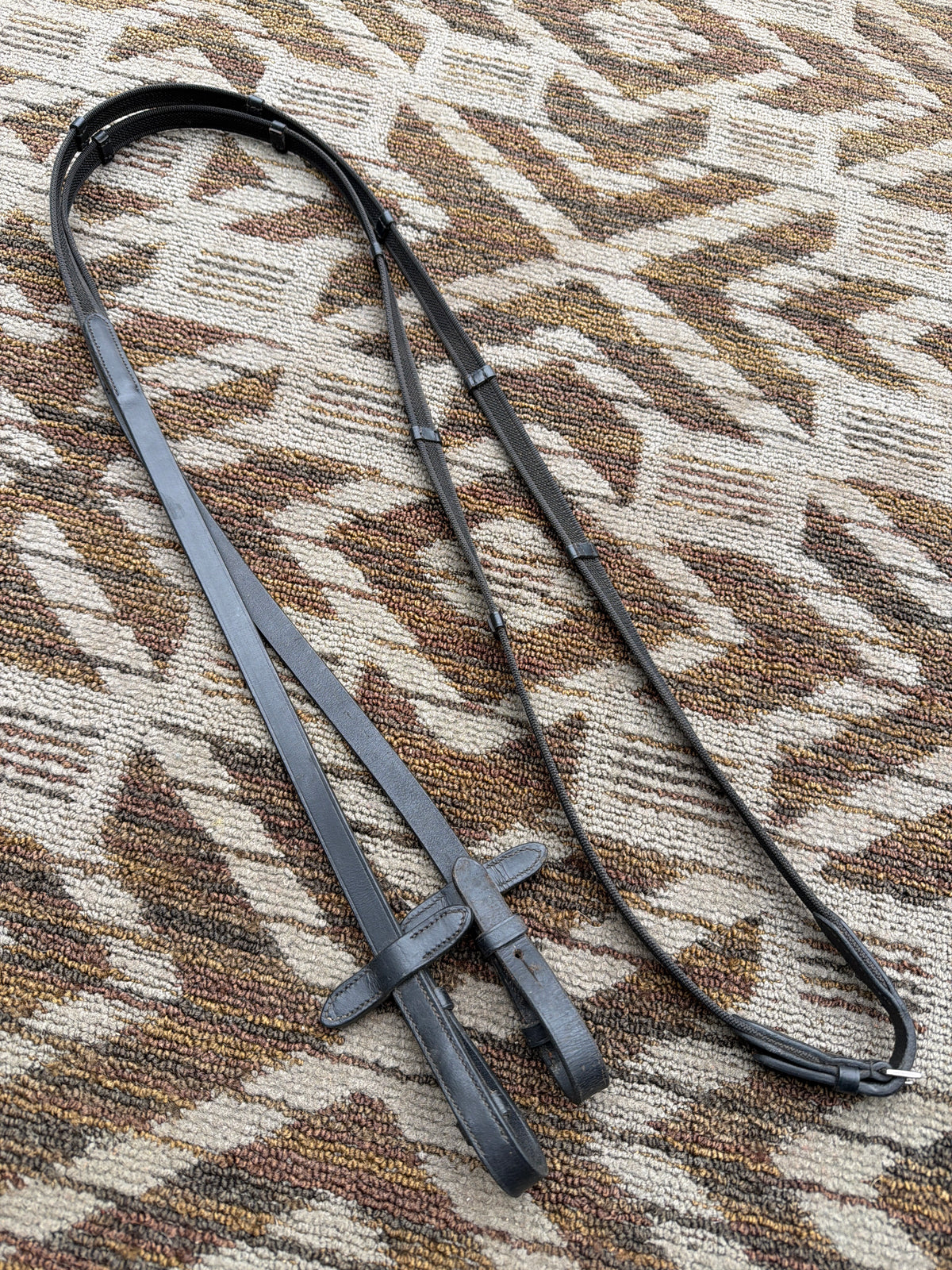 Thin Black Rubber Grip Webbed Reins