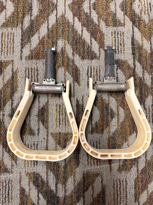 STI Western Safety Stirrups