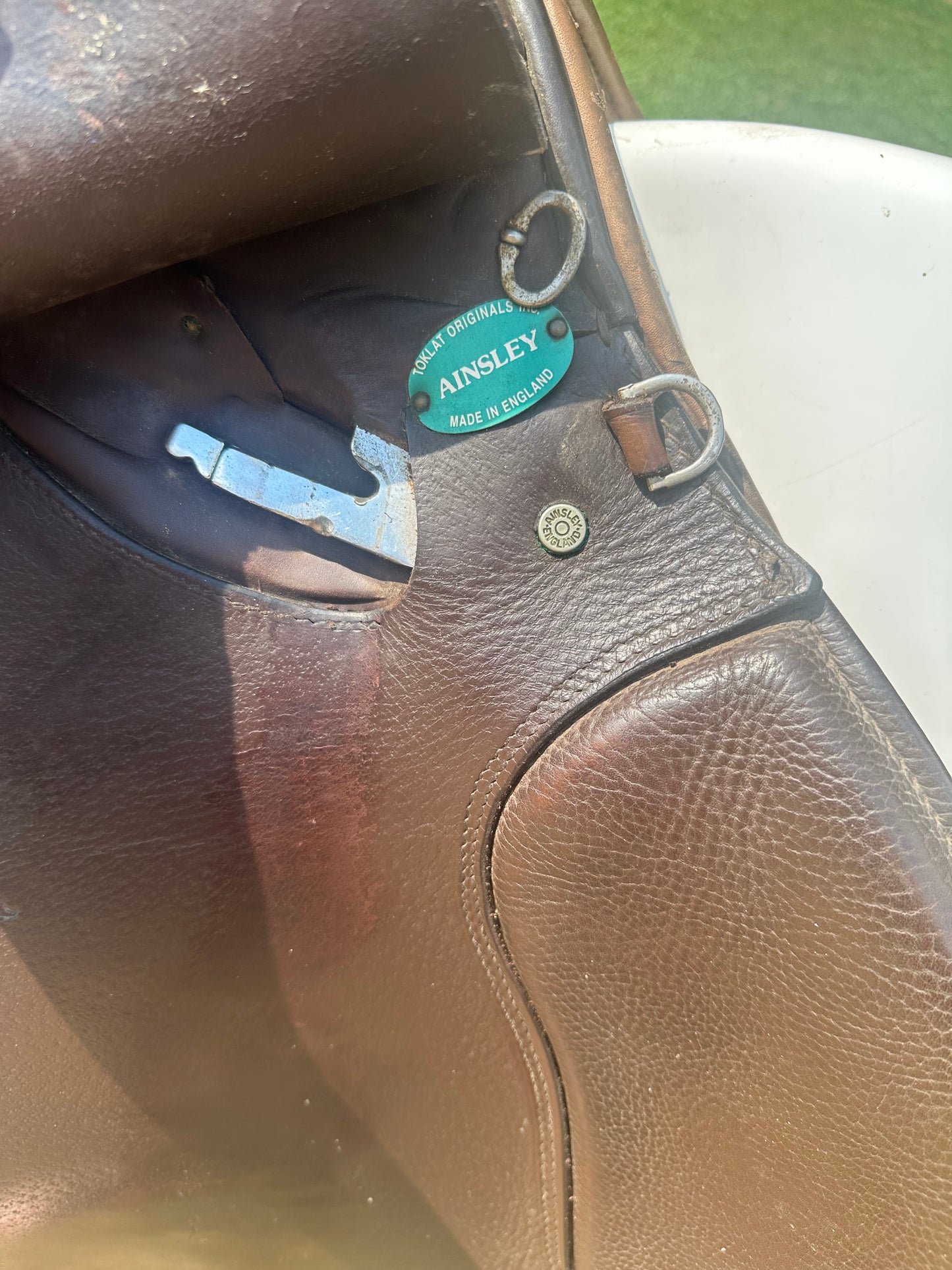 Ainsley Forward Flap Jump Saddle