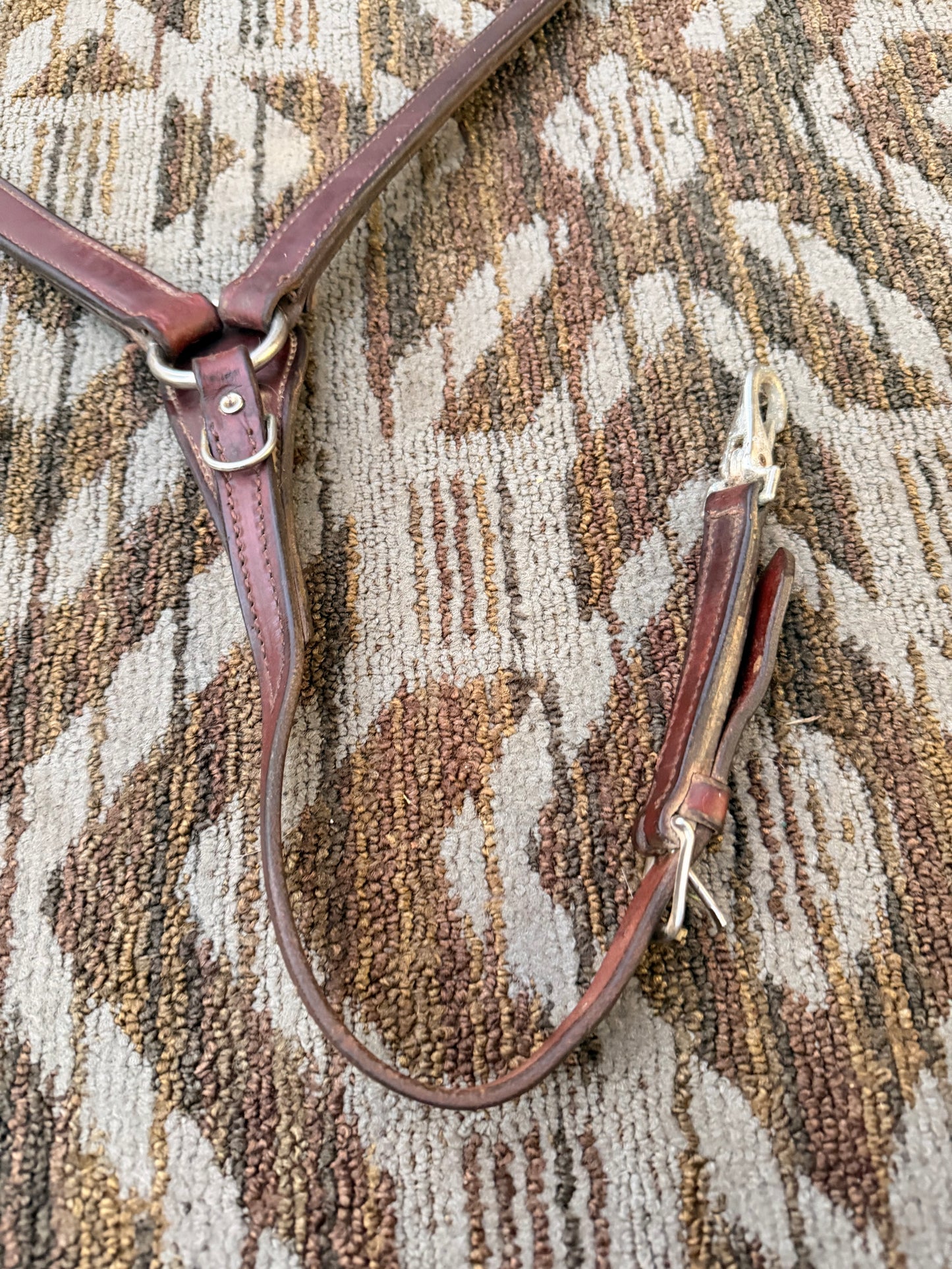 Tory Leather Breastcollar