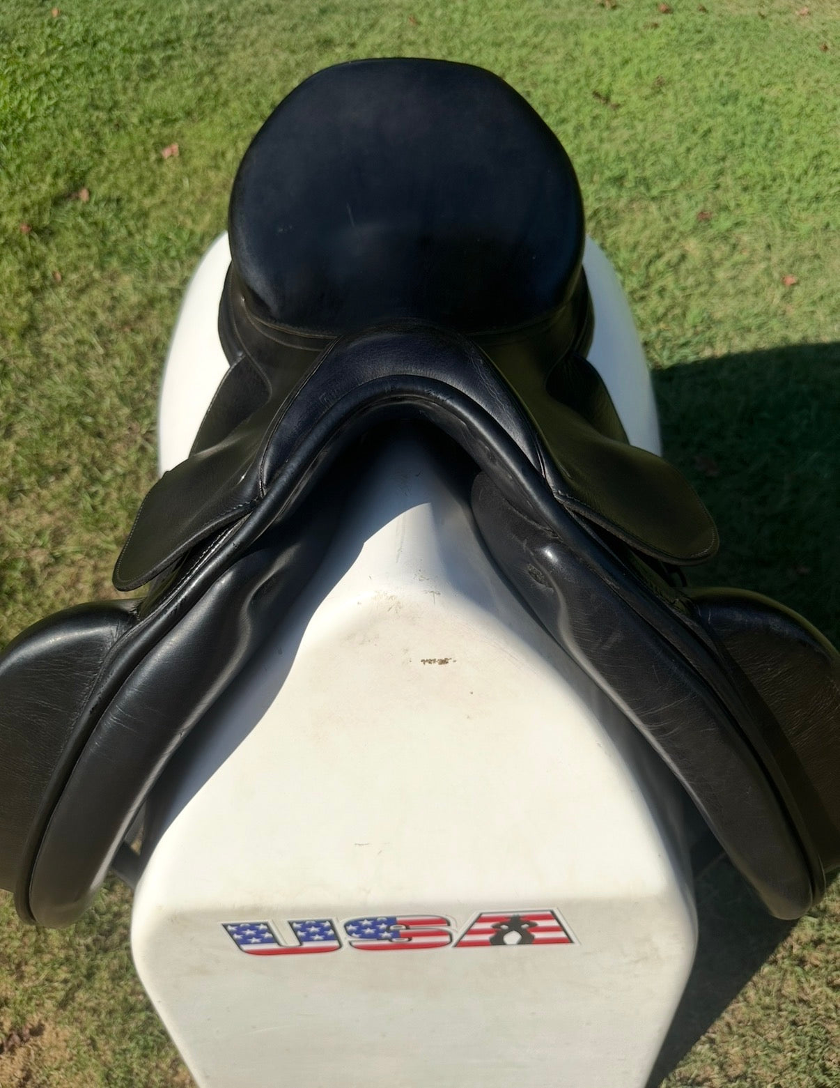 Hermes Corlandus Dressage Saddle