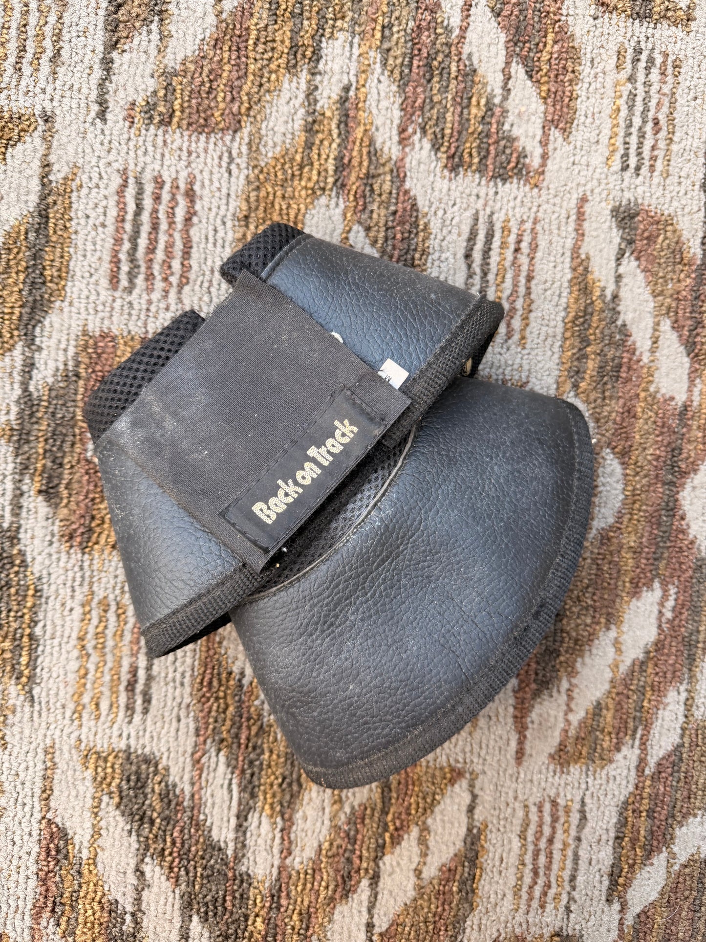 Back on Track Bell Boots - M