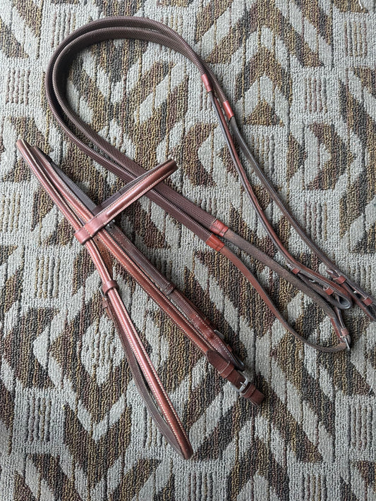 Brown Raised Bridle w/ Matching Fancy Stitched Rubber Reins