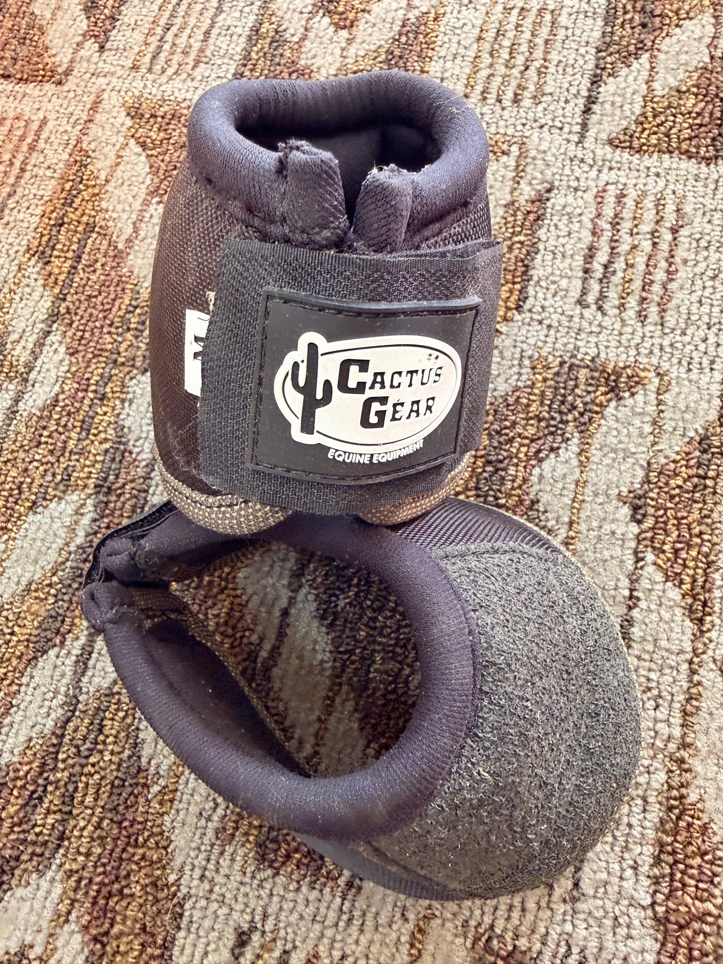 Cactus Gear Medium No Turn Bell Boots