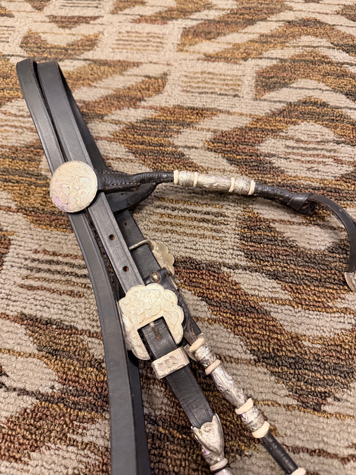 Black and Silver Rolled Show Headstall w/ Matching Reins