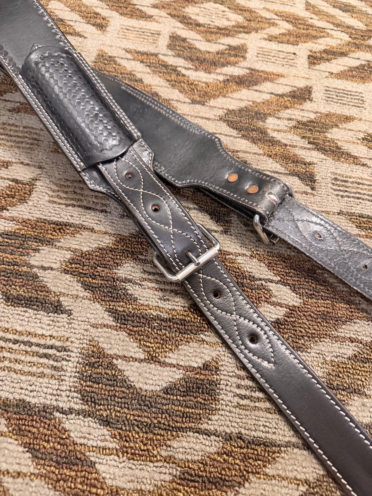 Black Stitched Back Cinch Set