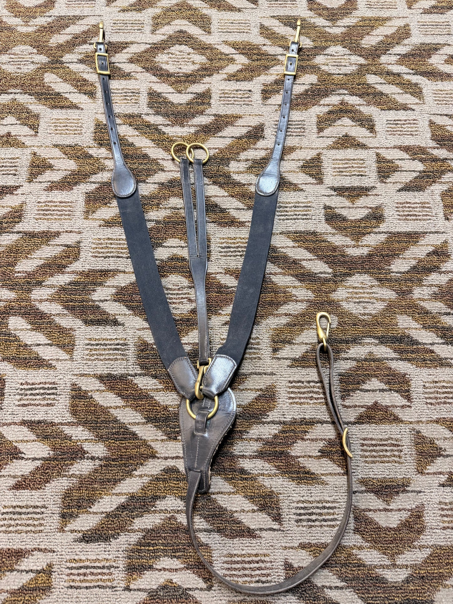 Black Elastic Breastplate