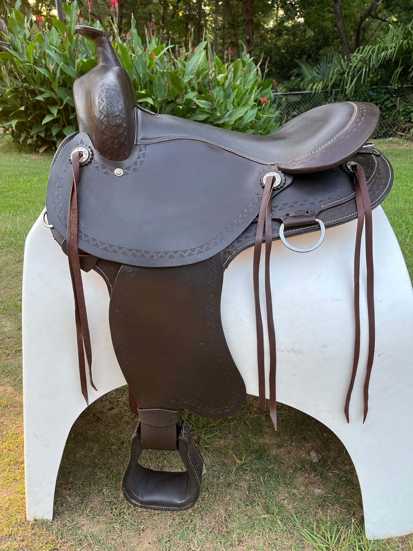 TN Saddlery Saddle
