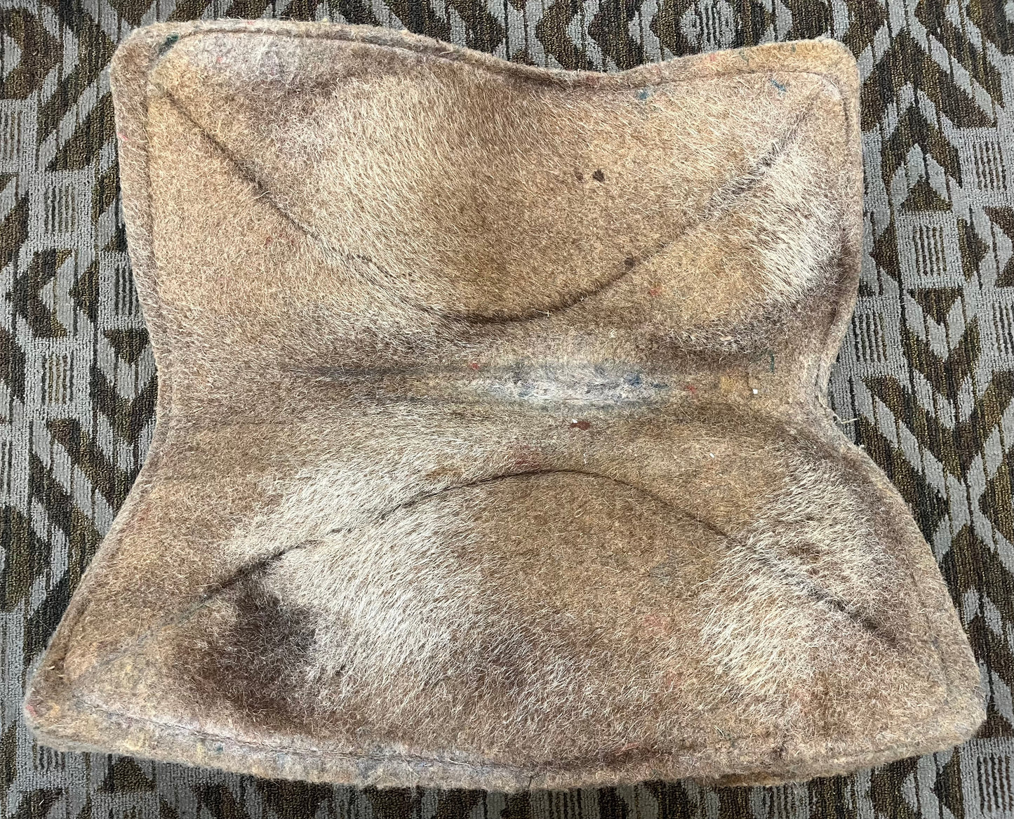 Thick Western Work Pad