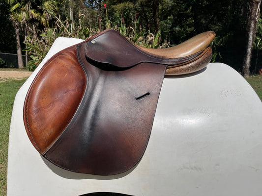 Butet Jump Saddle
