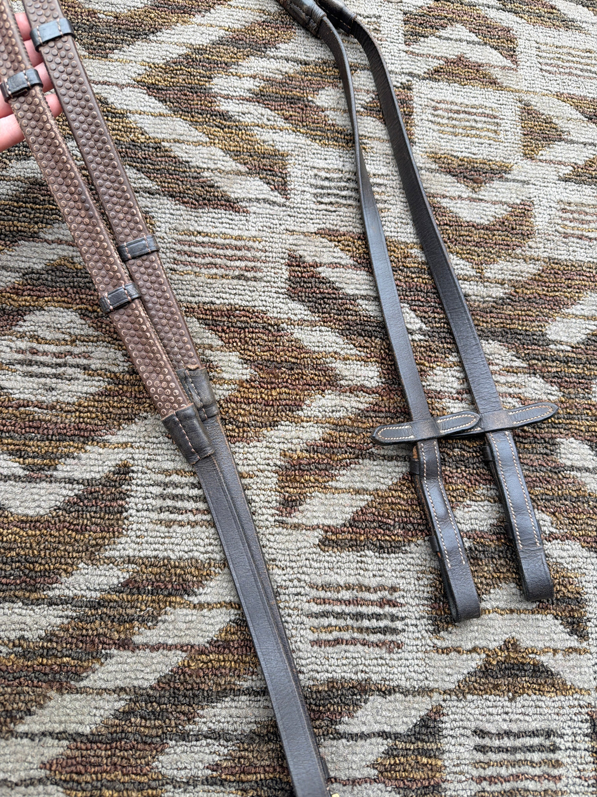 Notched Brown Rubber Reins