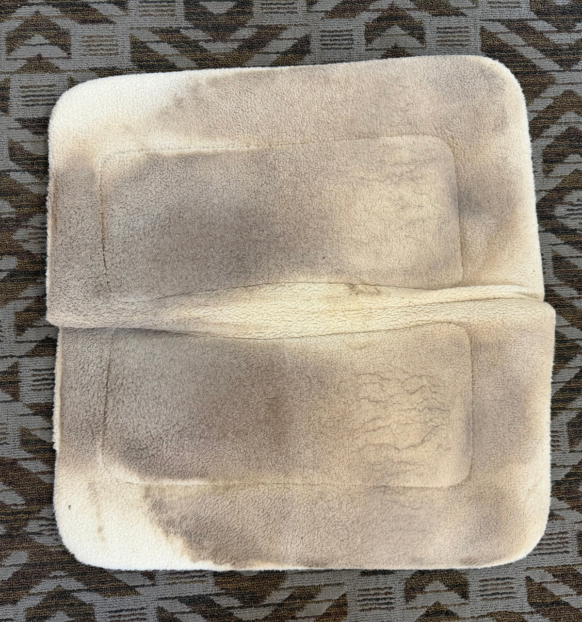 Diamond R Fleece Pad