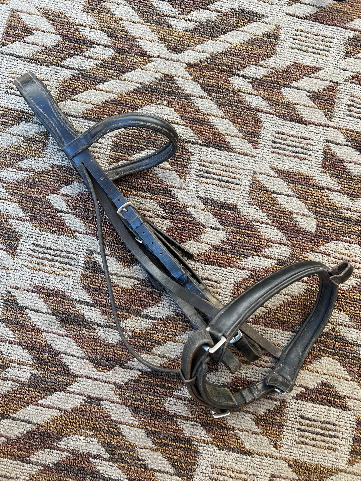 Red Barn Black Padded Shaped Bridle