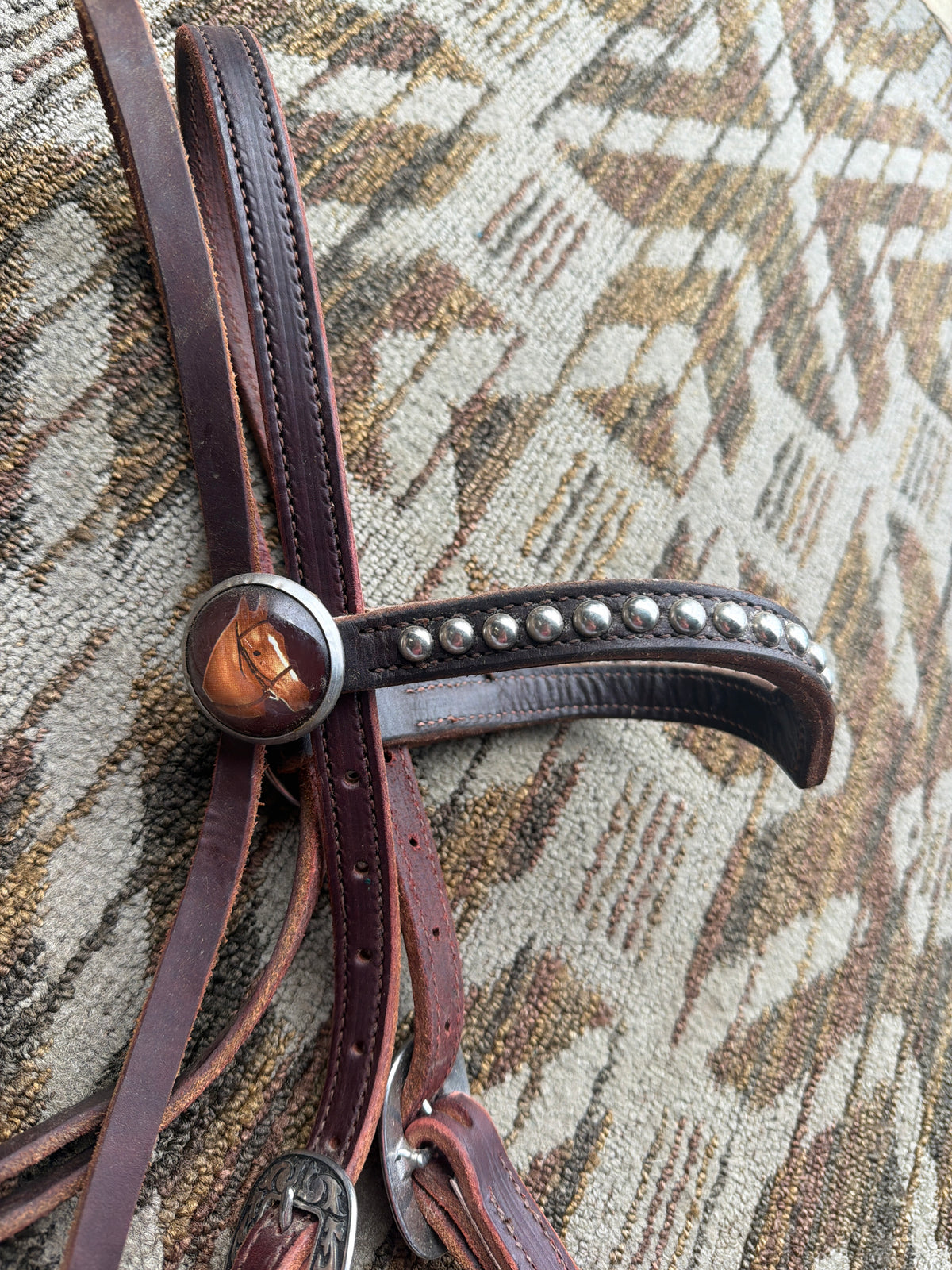 Weaver Hair On Headstall w/ Horseshoe Hardware and Studded V Browband