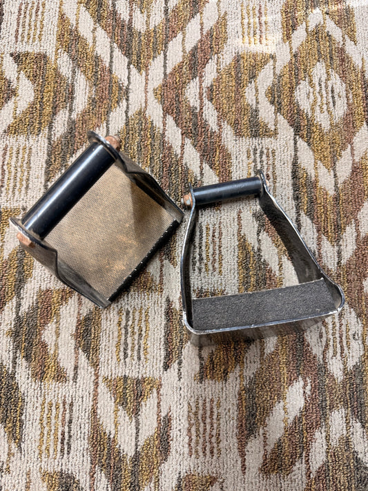 Endurance Stirrups
